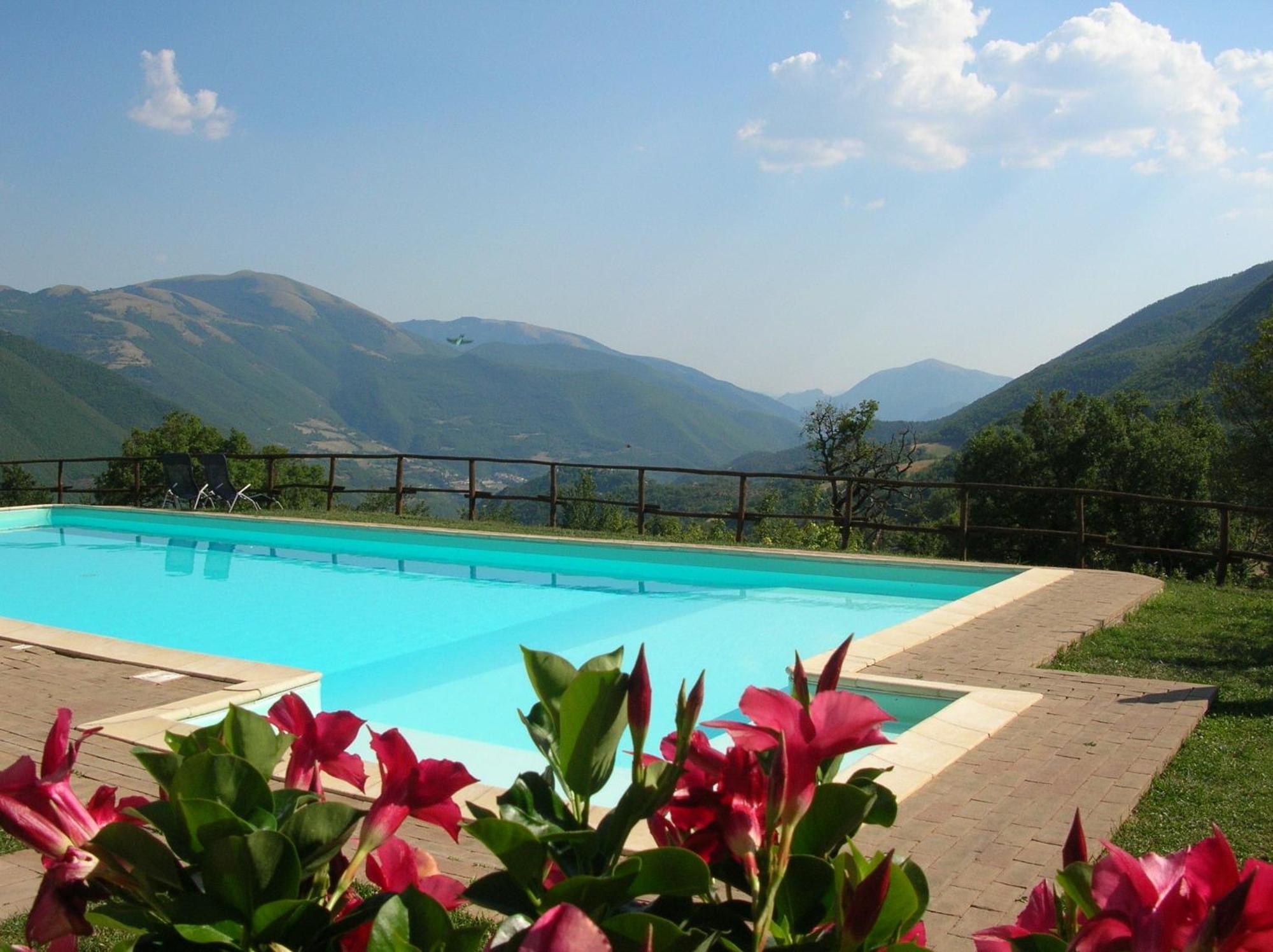 Agriturismo Roccagelli Vallo di Nera Exteriör bild