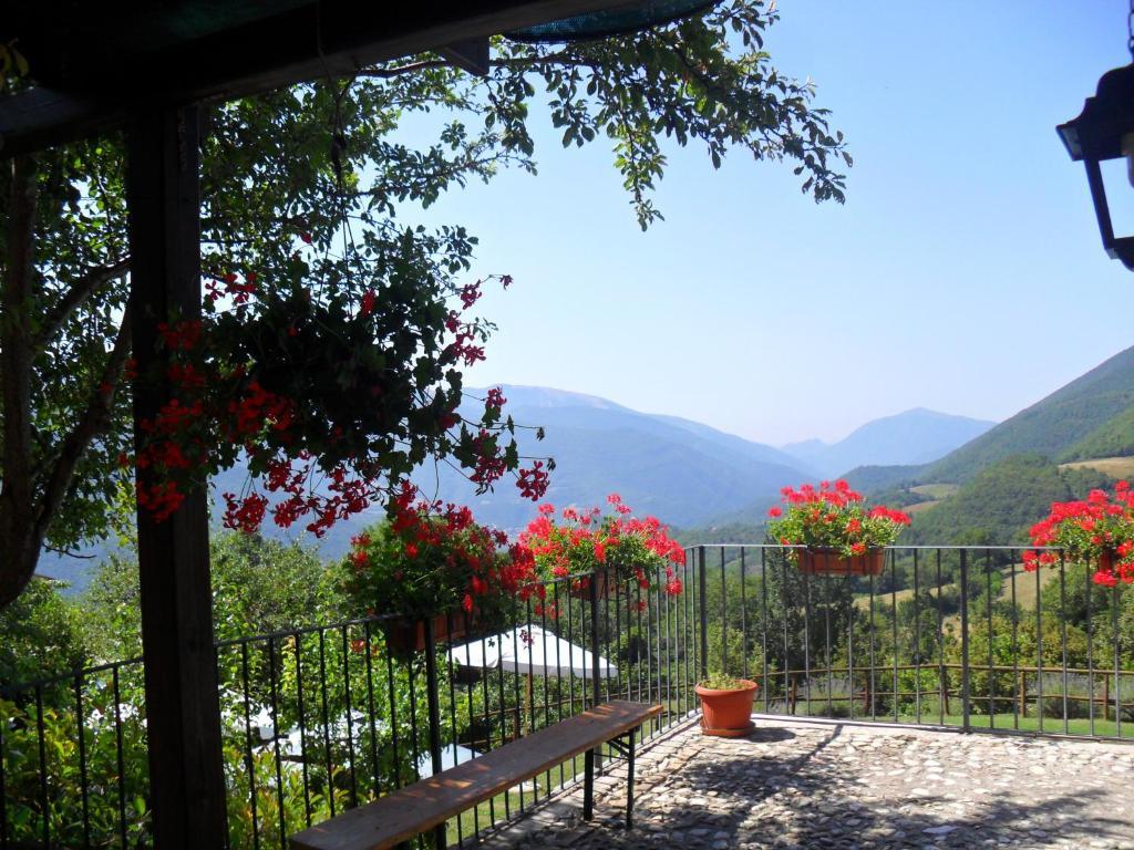 Agriturismo Roccagelli Vallo di Nera Exteriör bild