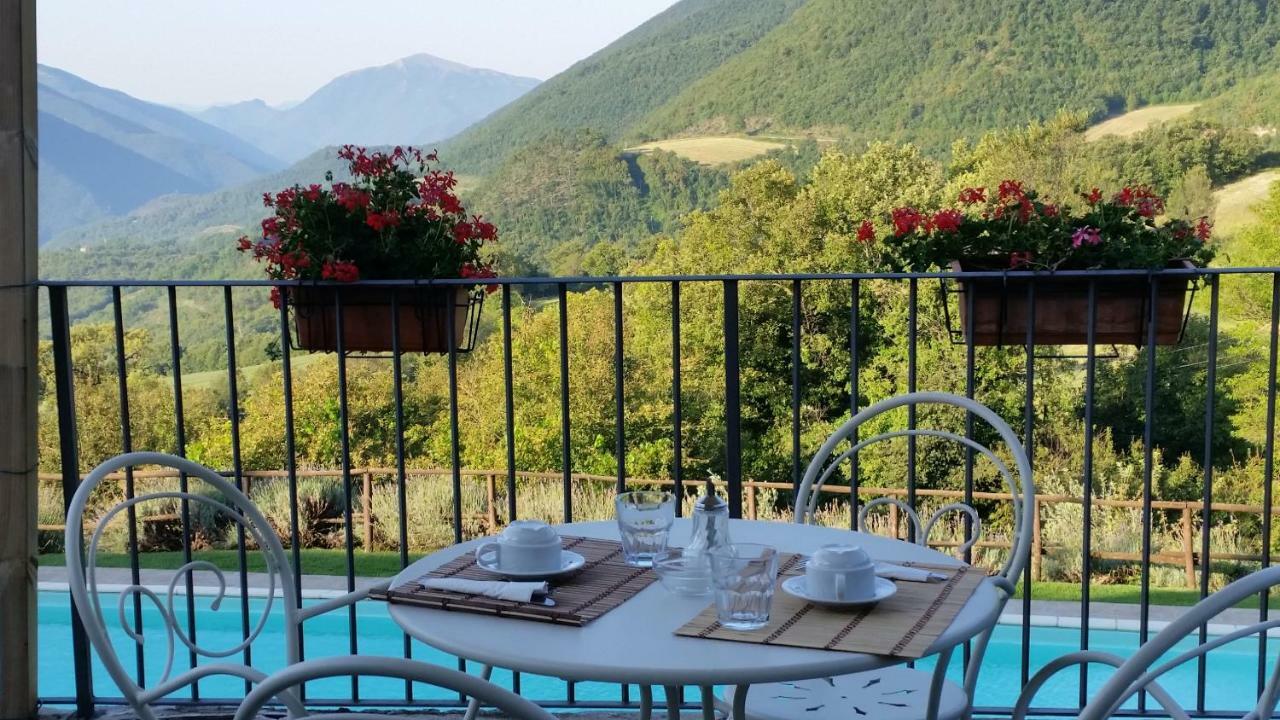 Agriturismo Roccagelli Vallo di Nera Exteriör bild