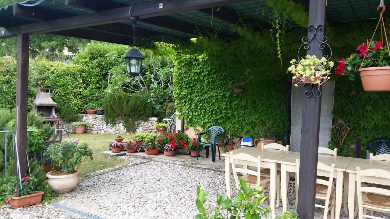 Agriturismo Roccagelli Vallo di Nera Exteriör bild